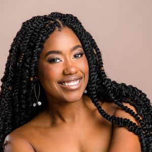 Meet your Posher, Korrena